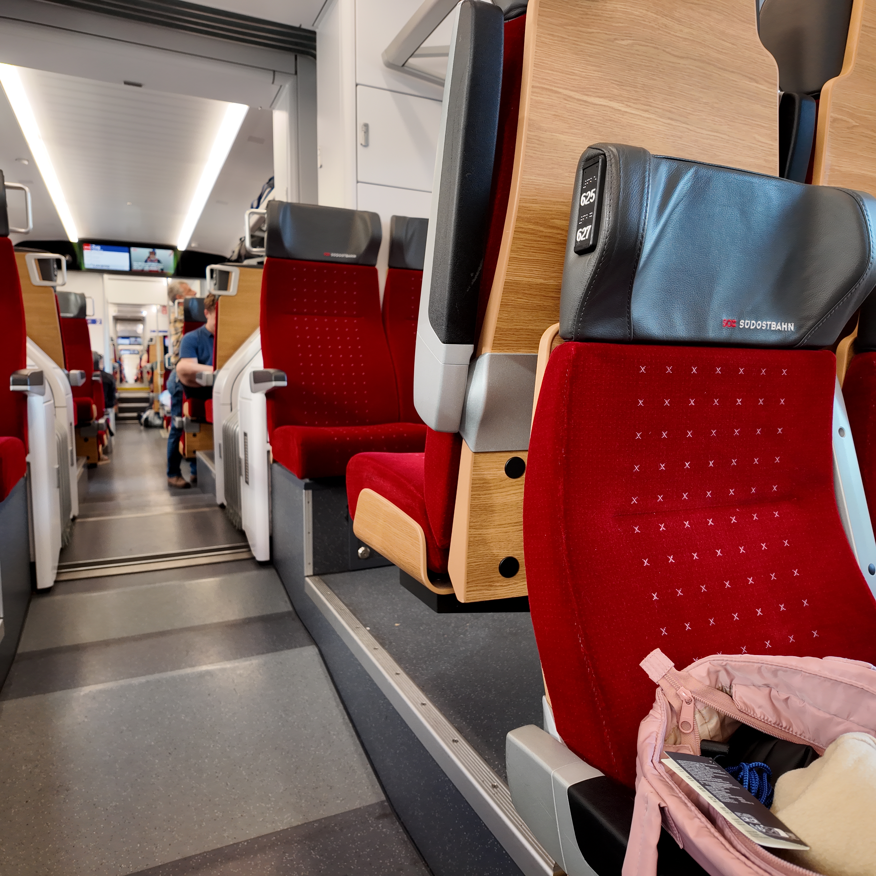 First Class Train To Brunnen